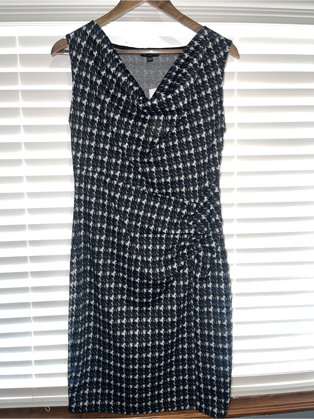 Banana Republic Black and White Houndstooth Midi Dress